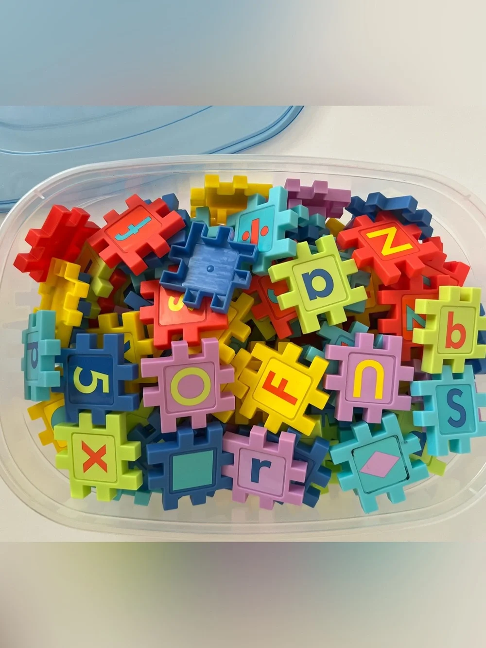 The Unbranded Brand multicolor interlocking